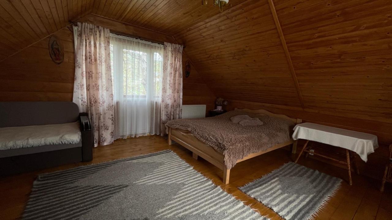 Будиночок В Карпатах Yaremche Luaran gambar